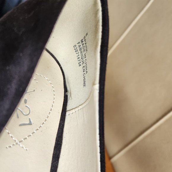 Women's Black Suede Sparkly heels, size 8, GUC - Picture 4 of 4